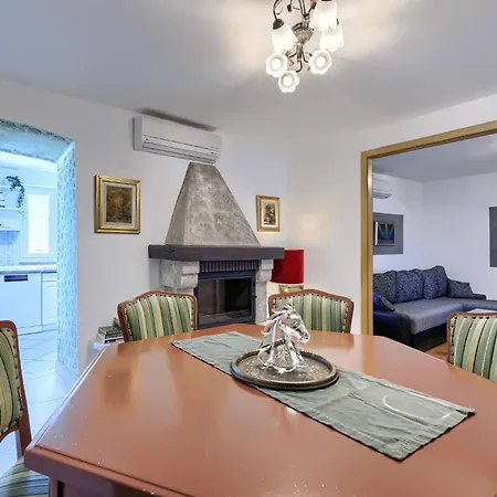 Rustica By Interhome *