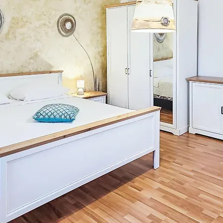 Rustica By Interhome شقة Kršan